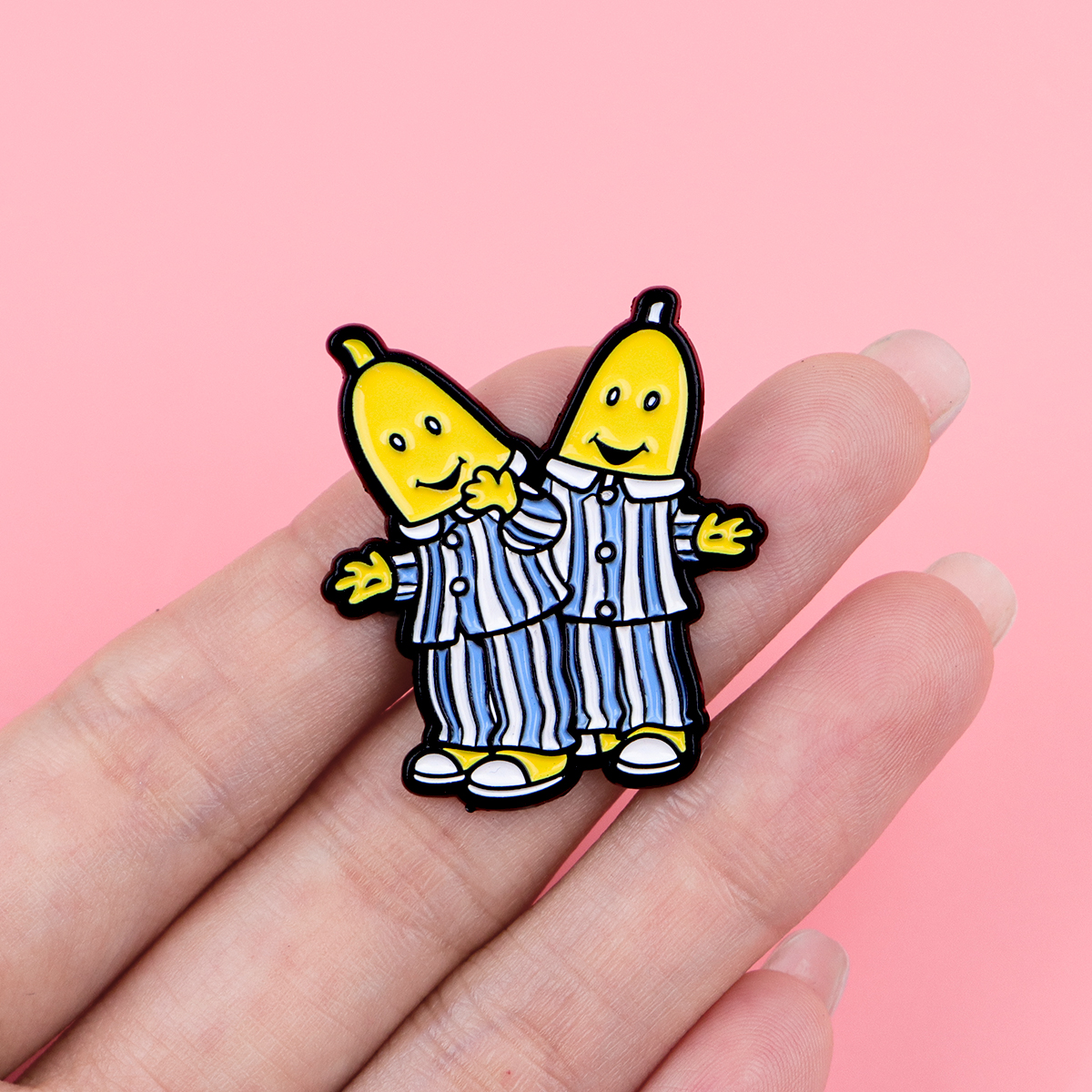 Funny Pajama Banana Man Enamel - Men Accessories Jewelry บทวิจารณ์และราคา