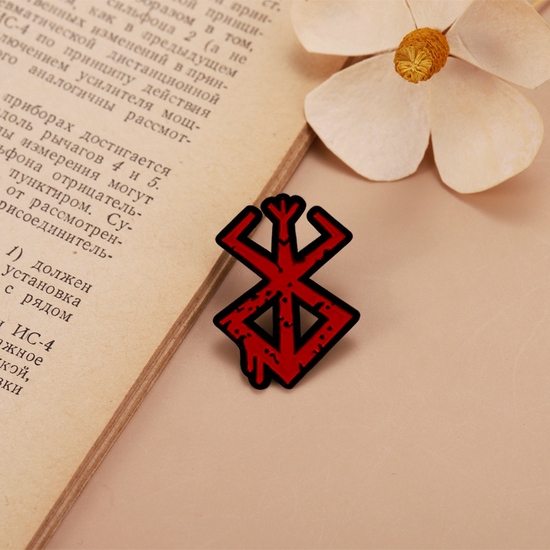 Hot Game Badge Sign Brooch Pin - Men Accessories Online บทวิจารณ์และราคา